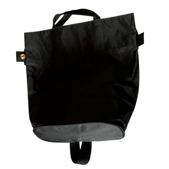 Black Nylon Travel Backpack NWT • Lightweight Adjustable Strap • Unisex Day/Trip - Picture 4 of 8